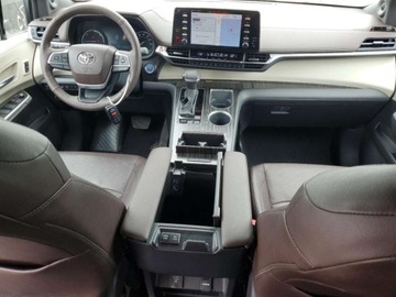 Toyota Sienna III 2024 Toyota Sienna Limited 2024 2.5l 2.5 Hybryda 245KM, zdjęcie 8