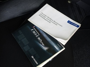 Hyundai i30 I Hatchback Facelifting 1.4 DOHC 109KM 2011 Hyundai i30 1.4 Ben.110KM/Klimatronik/Pół, zdjęcie 25