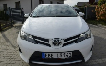 Toyota Auris II Hatchback 5d Facelifting 1.33 Dual VVT-i 99KM 2015 Toyota Auris 1.3B Klima 2015r Oryginal Lakier 2 Kpl Kol Sprowadzony Oplaco, zdjęcie 6