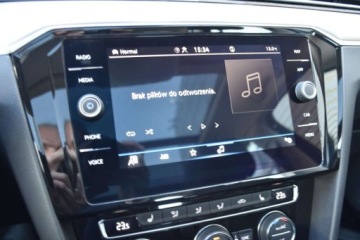 Volkswagen Passat B8 Variant Facelifting 2.0 TDI 240KM 2020 Volkswagen Passat 2.0 TDI 240KM 4x4 Elegance NAVI Podgrz.Szyba Webasto 18, zdjęcie 21