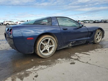 Chevrolet Corvette C5 Coupe 5.7 i V8 16V 345KM 2000 Chevrolet Corvette 2000 5.7l 5.7 Benzyna 345KM, zdjęcie 3
