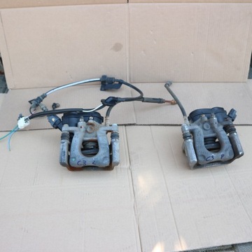 MAZDA 3 ZACISK HAMULCOWY LEWY ROK 2017 LIFT BM