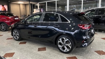 Kia Ceed III Hatchback 1.4 DOHC 100KM 2019 Kia Ceed 1,4 benzyna Kamera Nawigacja full LED 1.4 Benzyna 100KM, zdjęcie 6