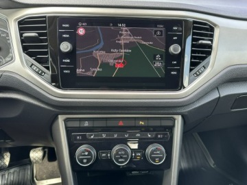 Volkswagen T-Roc I SUV 1.5 TSI ACT 150KM 2020 Volkswagen T-Roc 8x Alu Navi, Climatronic LED Hak, zdjęcie 19