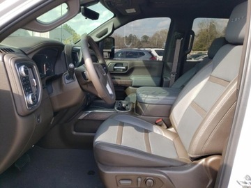  GMC Sierra K2500 Denali 2023 6.6l 6.6 Diesel 445KM, zdjęcie 7