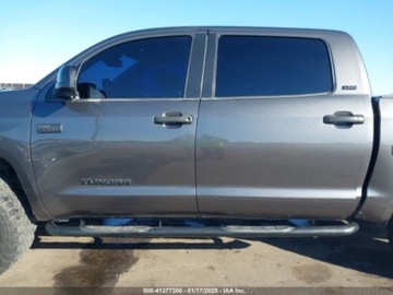 Toyota Tundra II 2020 Toyota Tundra 2020r., SR5, od ubezpieczalni 5.7 Benzyna 381KM, zdjęcie 3