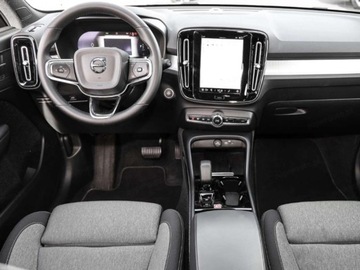 Volvo XC40 Crossover Facelifting 2.0 B3 163KM 2025 VOLVO XC40 B3 Plus Dark Suv 2.0 (163KM) 2025, zdjęcie 9