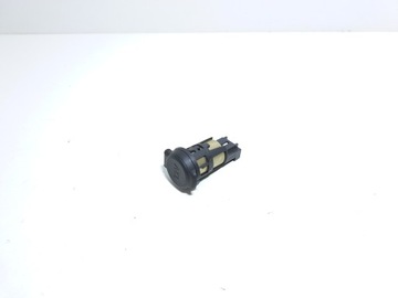 CITROEN C3 C4 II B7 DS3 DS4 PEUGEOT 208 2008 GNIAZDO ZAPALNICZKI 12V