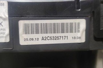 PŘÍSTROJOVÁ DESKA MERCEDES-BENZ E (W212) A2129001614 2.2L DIESEL 100KW 2013