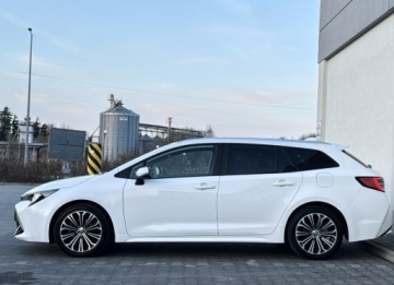 Toyota Corolla XII 2022 Toyota Corolla 1.8 Hybrid Active Niski przebieg LED FV23 BEZWYPADKOWY, zdjęcie 10