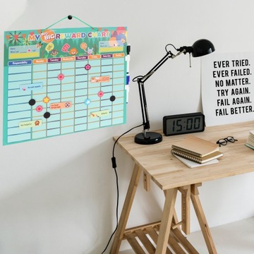 Таблица хорошего поведения. Награда, ответственность. Игрушки.