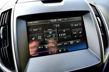 Ford S-Max II Van 2.0 TDCi 120KM 2015 Ford S-Max 2.0 Tdci Lift Climatronic Navi Grzane 2, zdjęcie 22