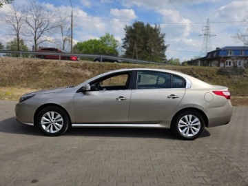 Renault Latitude 2.0 16v E85 140KM 2011 Renault Latitude 2.0 Benzyna 140KM I-Wlasciciel 90 tys.km Przebieg Idealny, zdjęcie 3