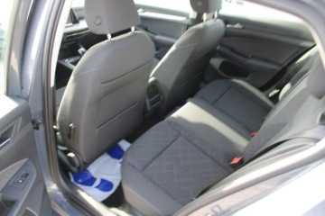Volkswagen Golf VIII Hatchback 2.0 TDI SCR 115KM 2022 Volkswagen Golf LIFE Asystent Salon PL, zdjęcie 14