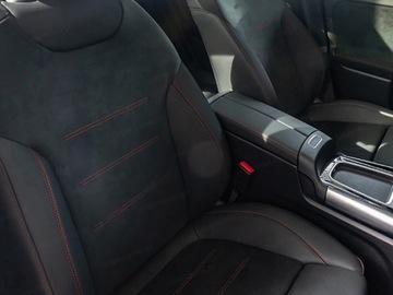 Mercedes GLA II Off-roader Facelifting 1.3 200 163KM 2025 MERCEDES-BENZ GLA 200 AMG Line Suv 1.3 (163KM) 2025, zdjęcie 13