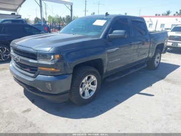 Chevrolet Silverado II 2018 Chevrolet Silverado K1500 LT 2018 5.3l 5.3 Benzyna 355KM, zdjęcie 1