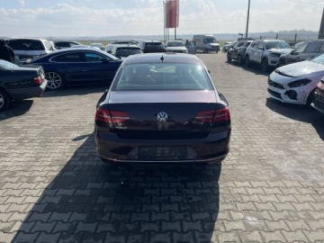 Volkswagen Passat B8 Limousine 2.0 TDI BlueMotion Technology 150KM 2018 Volkswagen Passat DSG Panorama Skóra Virtual, zdjęcie 2