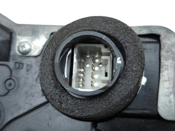 LEXUS GS 300 350 430 450H 2007 LEVÝ STRANA ZÁMEK DVEŘE PŘEDNÍCH