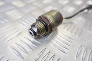 SENZOR TLAKU ZAVĚŠENÍ TOYOTA LAND CRUISER 100 (_J1_) 4913060010