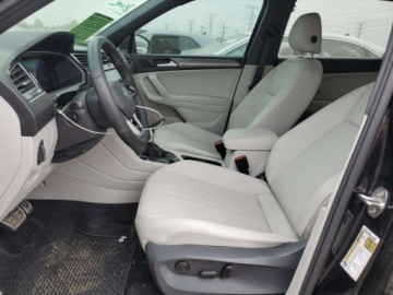 Volkswagen Tiguan III 2024 Volkswagen Tiguan SE R-Line Black 2024 2.0l 2.0 Benzyna 184KM, zdjęcie 7