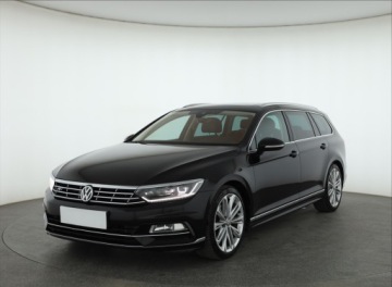 Volkswagen Passat B8 Variant 2.0 TDI BlueMotion SCR 190KM 2018 VW Passat 2.0 TDI, Salon Polska, 187 KM, Automat, zdjęcie 1