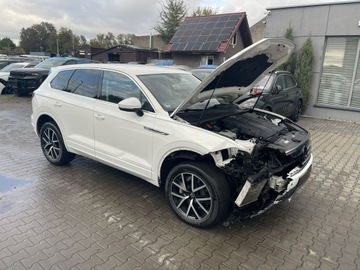 Volkswagen Touareg III SUV 4.0 V8 TDI SCR 422KM 2020 Volkswagen Touareg Automat Skóra Pneumatyka, zdjęcie 1