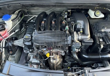 Citroen C3 II Hatchback facelifting 1.2 VTi 82KM 2016 Citroen C3 Citroen C3 II 1.2 PureTech Exclusive, zdjęcie 17