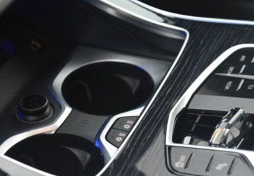 BMW X7 SUV M 4.0 M50i 530KM 2022 BMW X7 m60i xDrive Dealer BMW Bonkowscy 4.4 Benzyna 530KM, zdjęcie 11