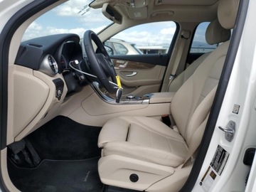 Mercedes GLC C253 2018 Mercedes-Benz GLC 2018 r., 2,0 L GLC COUPE 300 4MATIC 2.0 Benzyna 241KM, zdjęcie 8