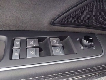 Audi A8 D5 S8 Facelifting 4.0 TFSI 571KM 2022 Audi S8 Audi S8 TFSI 571KM Tiptronic 4.0 Benzyna 571KM, zdjęcie 12