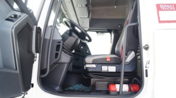 ПОЛНАЯ КАБИНА RENAULT GAMA T 2014