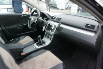 Volkswagen Passat B6 Variant 1.9 TDI PDE 105KM 2008 Volkswagen Passat zarejestrowany, ubzpieczony, zdjęcie 13