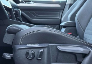 Volkswagen Passat B8 Variant Facelifting 2.0 TSI 190KM 2022 Volkswagen Passat LED Travel Assist Navi Easy OpenClose Salon PL FVAT, zdjęcie 24