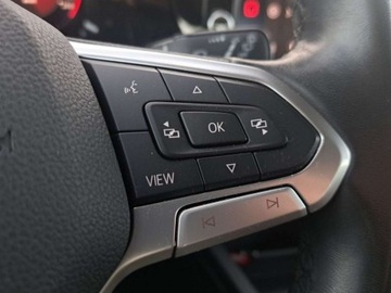 Volkswagen Golf VIII Variant 1.5 eTSI 130KM 2021 Volkswagen Golf Reflektory LED Cyfrowe zegary ACC App-Connect Lane Assist, zdjęcie 17