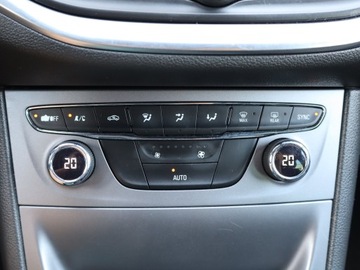 Opel Astra K Hatchback 5d 1.4 Turbo 125KM 2016 Opel Astra 1.4 T, Salon Polska, Serwis ASO, Klima, zdjęcie 16