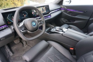 BMW Seria 5 G90-91 2023 BMW Seria 5 1rej. 2024 sDrive PHEV 2.0 Hybryda 190KM, zdjęcie 7