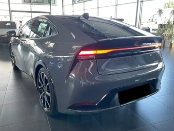 Toyota Prius V (XW60) 2.0  Hybrid Dynamic Force Plug-in 223KM 2025 Od ręki - Prestige 2.0 Hybrid Plug-in 223KM | Podgrzewane fotele!, zdjęcie 4