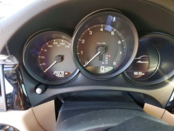 Porsche Macan SUV Facelifting II 2.0  265KM 2024 Porsche Macan 2024r., 4x4, 2.0L, od ubezpieczalni 2.0 Benzyna 265KM, zdjęcie 9