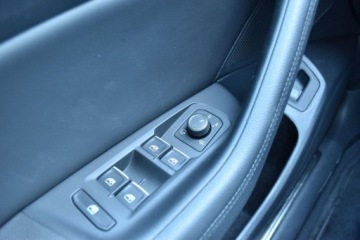 Volkswagen Passat B8 Limousine 2.0 TDI BlueMotion SCR 190KM 2019 Volkswagen Passat SalonPL 190KM DSG TDI HighlineSkoraACCNavi18Business ASO, zdjęcie 25