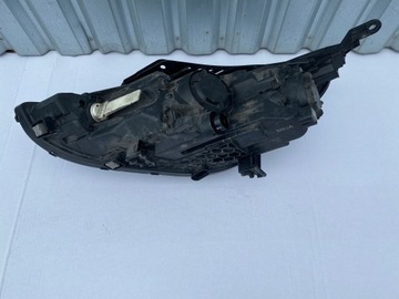 LAMPA HYUNDAI i30 I30 III PRAWA PRZOD 92102-G4000