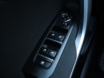 Kia Ceed III Hatchback Facelifting  1.5 T-GDI 160KM 2023 Kia Ceed 1.5 T-GDI, Salon Polska, 1. Właściciel, zdjęcie 17