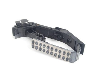 PEDÁL ZRYCHLOVÁNÍ MERCEDES-BENZ W199