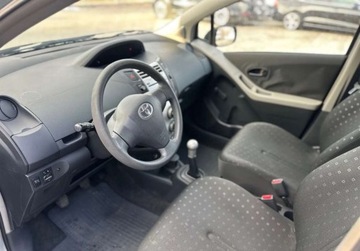Toyota Yaris II Hatchback 5d 1.0 VVT-i 69KM 2008 Toyota Yaris 1.0B 70KM 2008r. Salon PL Benzyna 69KM, zdjęcie 7