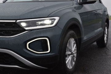 Volkswagen T-Roc I SUV Facelifting 1.5 TSI ACT 150KM 2022 Volkswagen T-Roc Salon PL 1.5TSI 150KM LIFEPakiety x4 ACC LEDPlus AndroidA, zdjęcie 38
