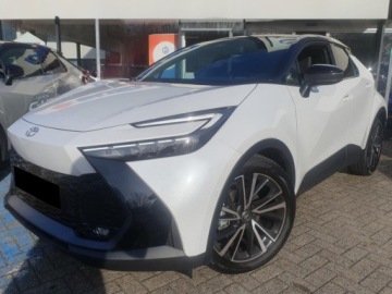 Toyota C-HR II SUV Plug-In 2.0 Hybrid Dynamic Force Plug-in  223KM 2025 Executive 2.0 Plug-in Hybrid Dynamic Force 223KM | Podgrzewane fotele!, zdjęcie 1