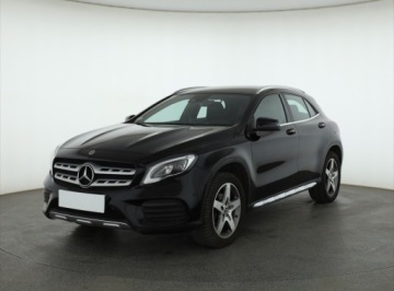Mercedes GLA I Off-Roader Facelifting 1.6 200 156KM 2018 Mercedes GLA GLA 200, Salon Polska, Serwis ASO, zdjęcie 1