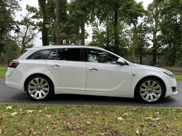 Opel Insignia I Sports Tourer Facelifting 2.0 CDTI BiTurbo ECOTEC 195KM 2014 Opel Insignia OPC COSMO 2.0 BiTurbo 195KM Navi Alu, zdjęcie 10