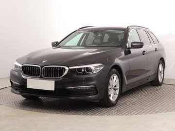 BMW Seria 5 G30-G31 2018 BMW 5 520d, Automat, Skóra, Navi, Klima, zdjęcie 1