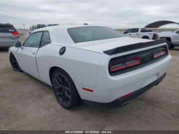 Dodge Challenger III 2022 Dodge Challenger 2022r., SXT, od ubezpieczalni 3.6 Benzyna 303KM, zdjęcie 4