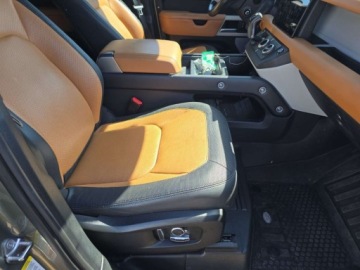 Land Rover Defender IV (L663) 2024 Land Rover Defender 130 X-Dynamic Se 2024 3.0 Benzyna 395KM, zdjęcie 11